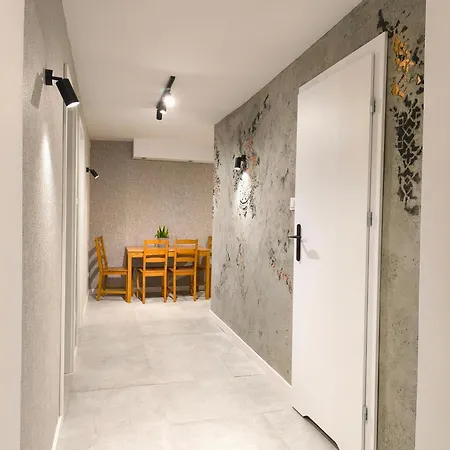 Loft - Blisko Jeziora Hostal